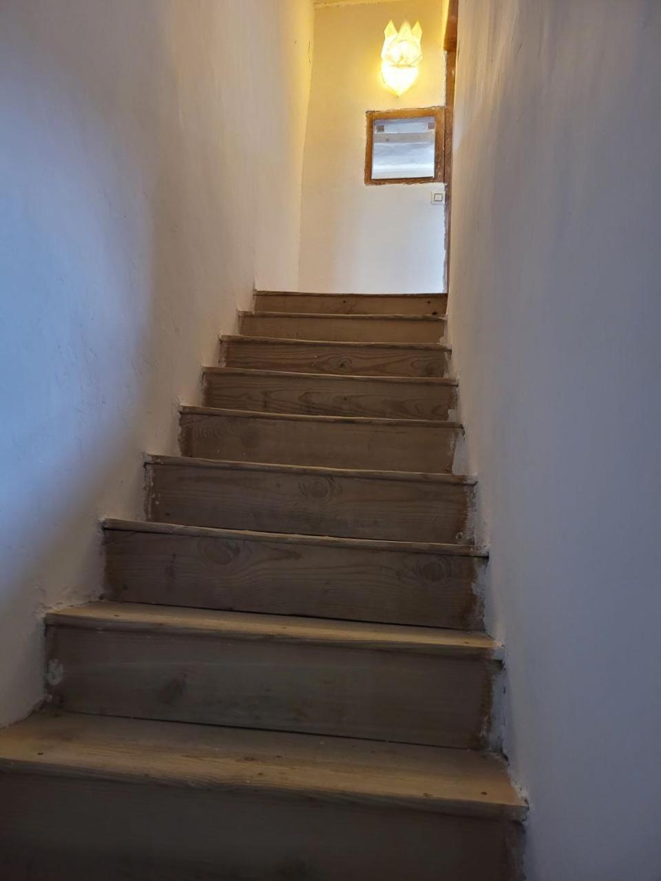 Duplex Independiente Con Patio Y Piscina La Nueva Candeleda Bagian luar foto